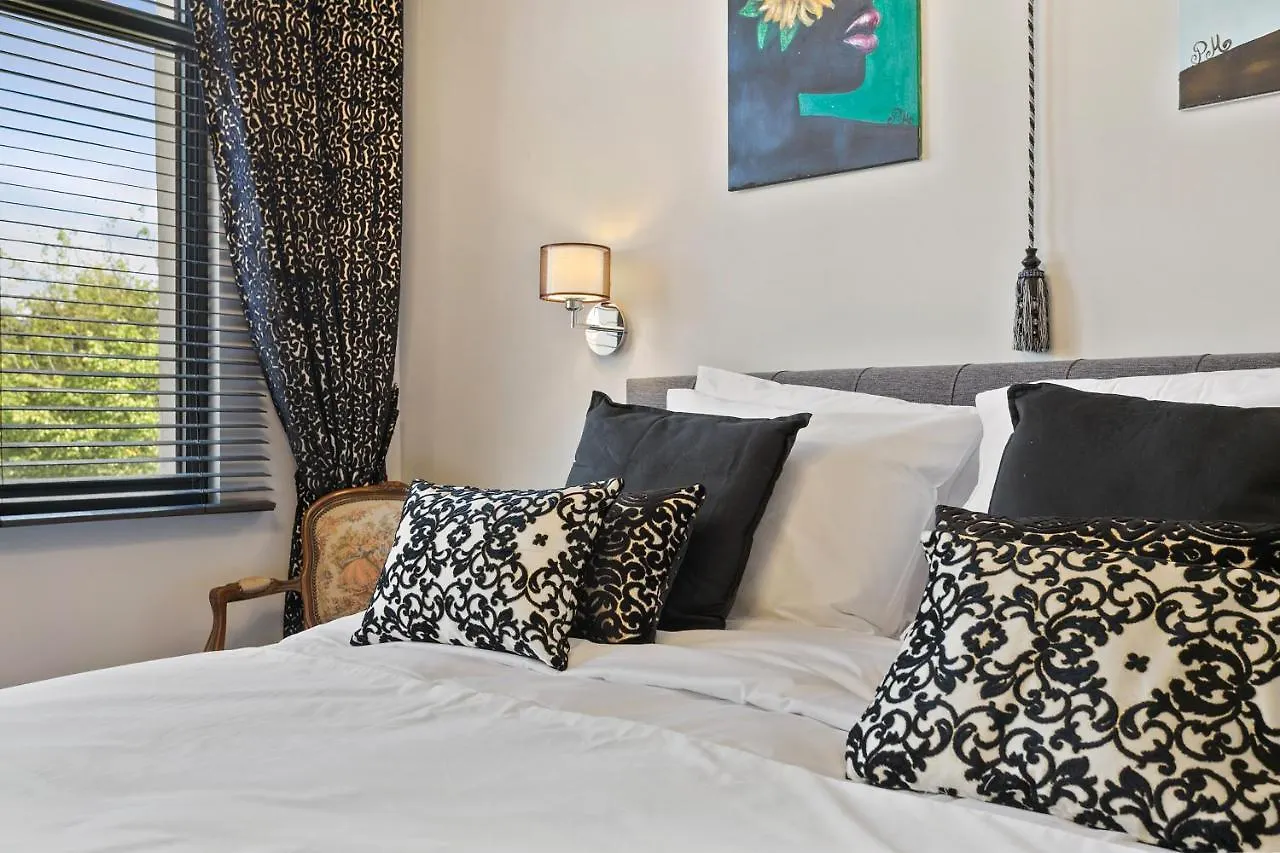 Bed & Breakfast Puur B&B Antwerp Belgium
