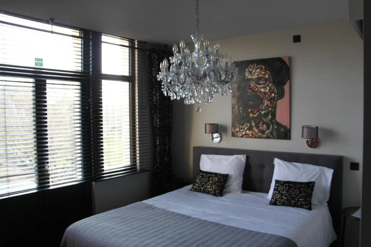 Puur B&B Antwerp 0*,